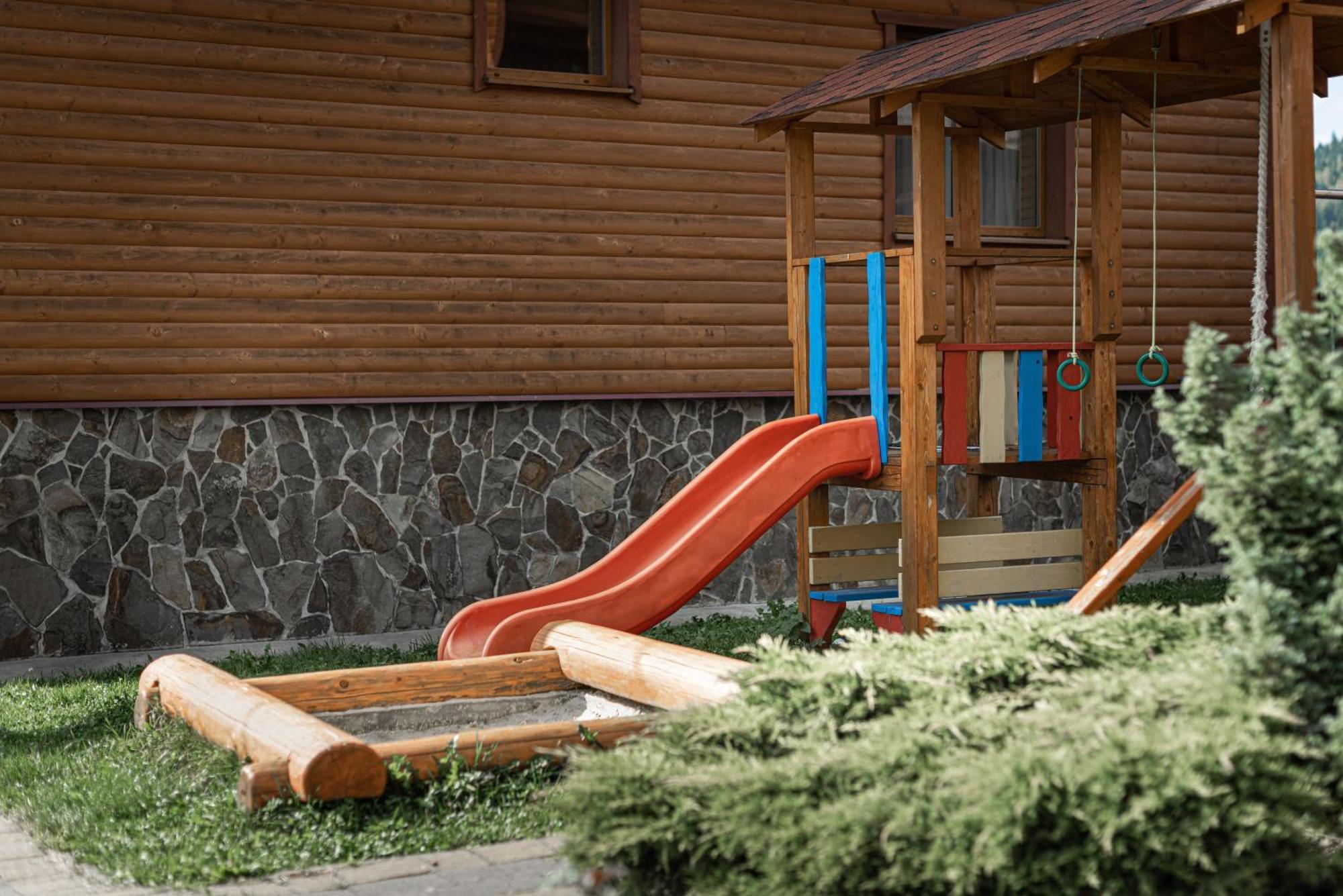 Aura Karpat Hotel Bukovel Exterior foto
